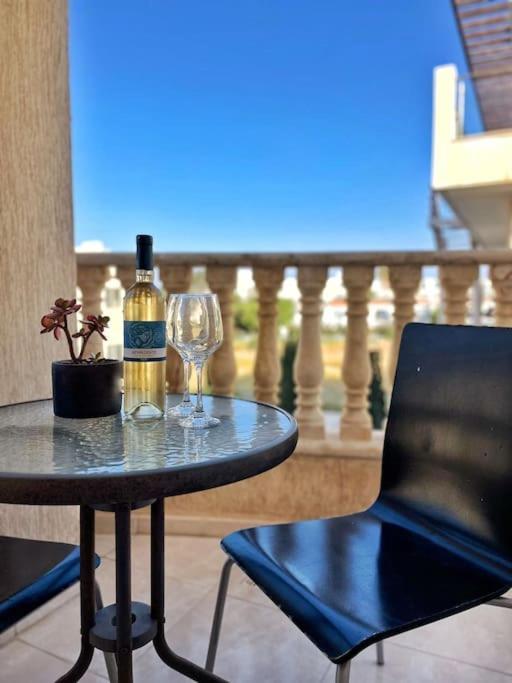 Teo Apartment Pafos Zewnętrze zdjęcie